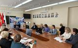 главная
